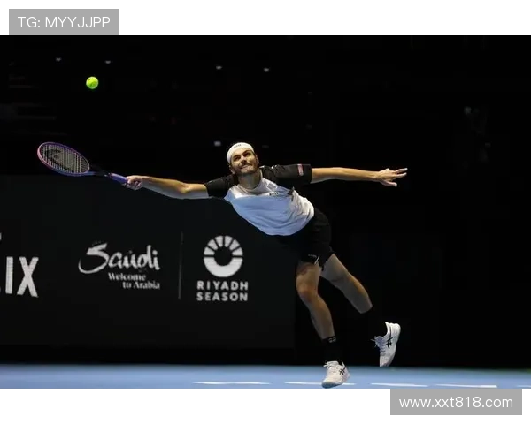 网球赛场风云再起 大满贯冠军争夺战即将开启新篇章