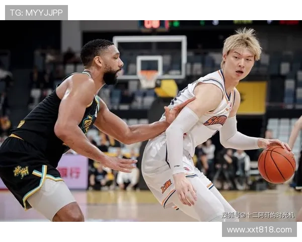 中国男篮重回亚洲杯决赛 王哲林领衔全队力争夺冠 中国男篮重回亚洲杯决赛 王哲林领衔全队力争夺冠