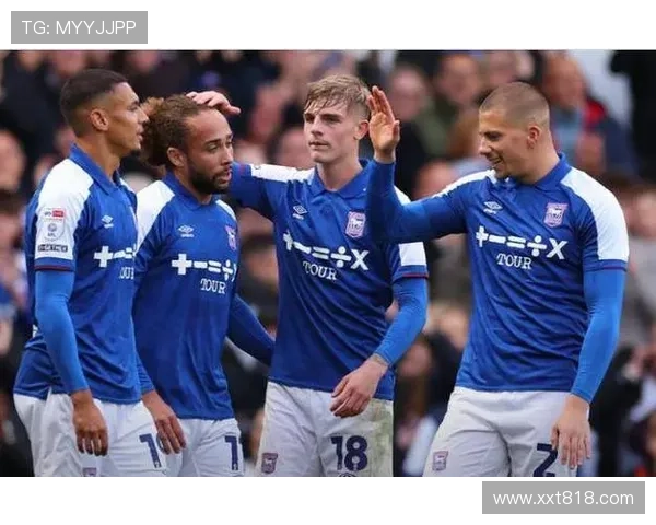 围绕伊普斯维奇俱乐部全面探析球队崛起路径与城市文化互动发展