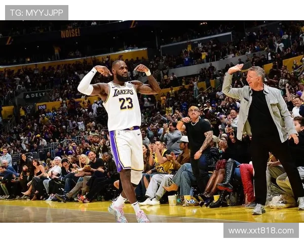 湖人迎来关键战役 詹姆斯带领球队迎战勇士力争连胜